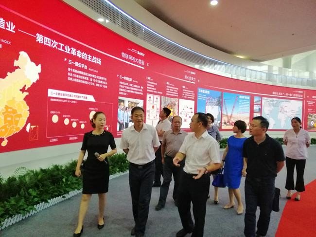 唐亚阳书记考察三一集团0828（2）_副本.jpg