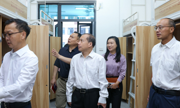 校领导带队检查2026年秋季新学期开学工作